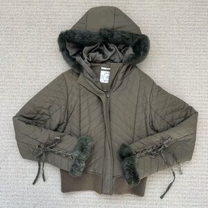 Vintage Urban Behaviour Fur Trim jacket with lace up detail